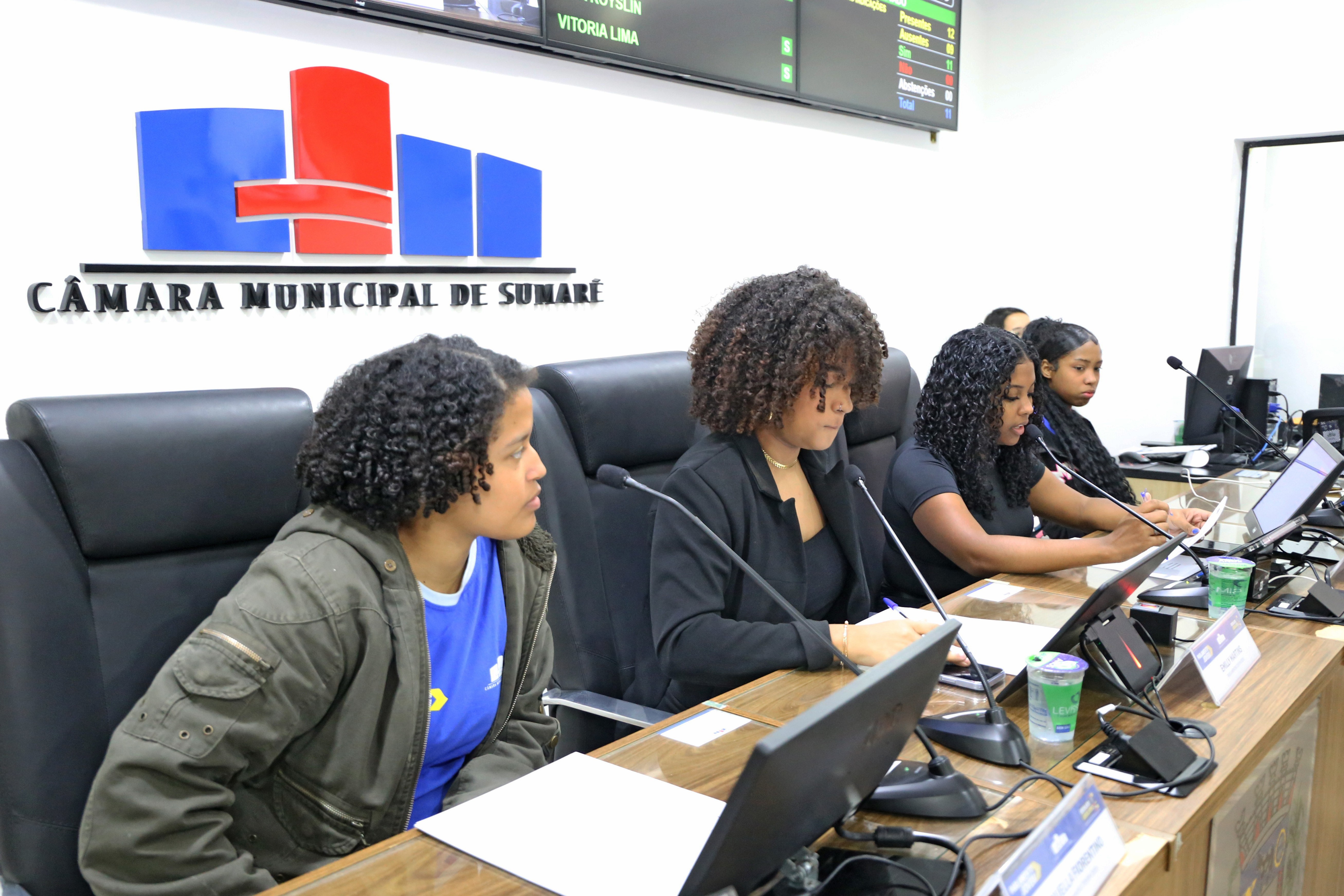Parlamento Jovem de Sumaré aprova projetos voltados à segurança e ao bem-estar nas escolas