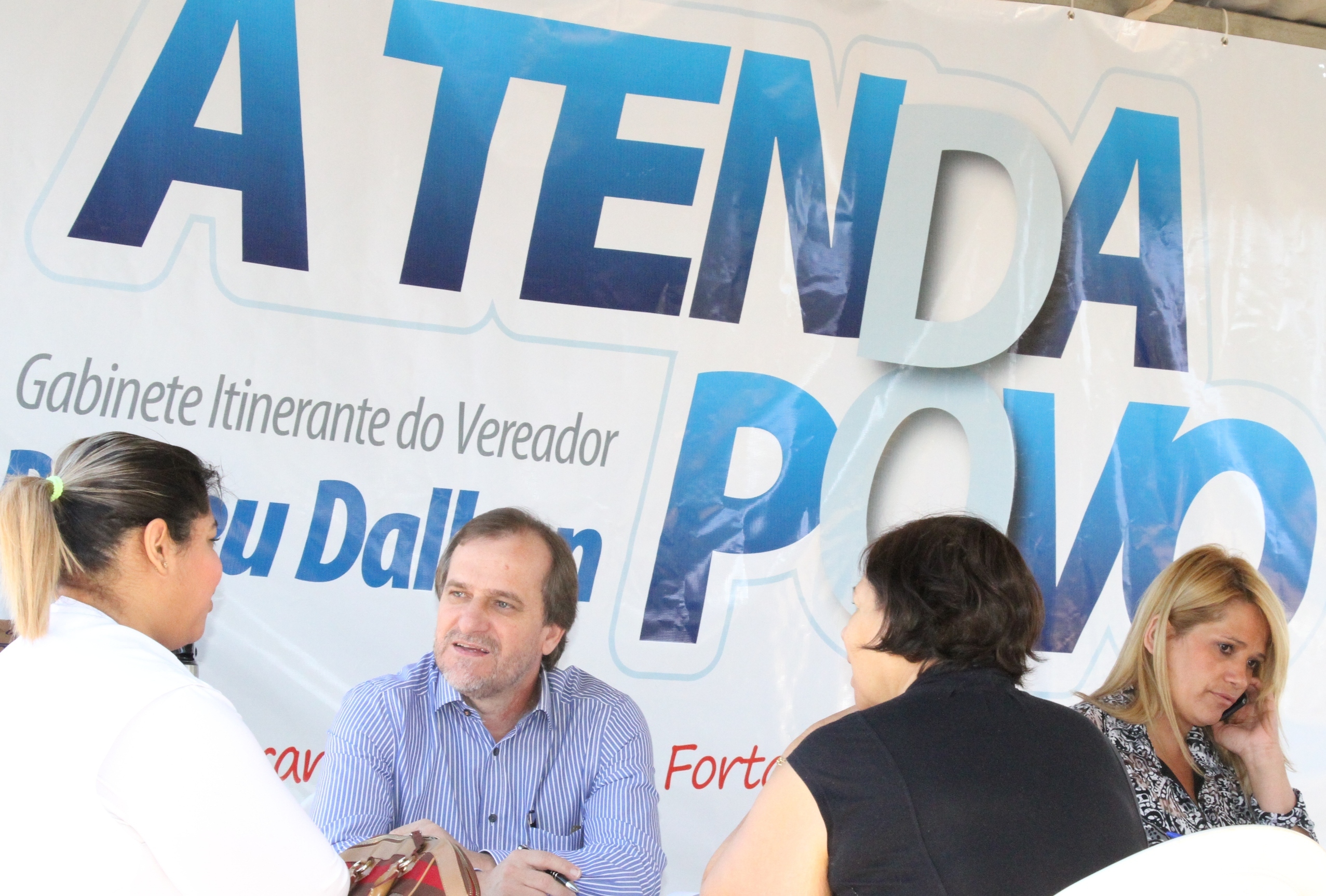 Dalben inicia projeto que leva gabinete até os bairros