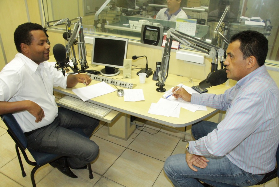 Em entrevista na Rádio Nova Sumaré, Welington da Farmácia faz balanço da 1ª sessão ordinária como presidente da Câmara Municipal.